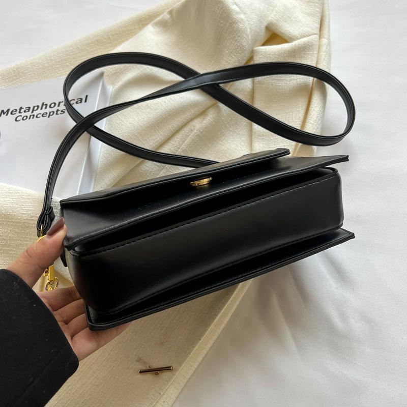 Зеленые сумки через плечо с клапаном для женщин 2024 Зимняя дизайнерская модная тенденция Маленькая кожаная сумка через плечо Сумки и кошельки