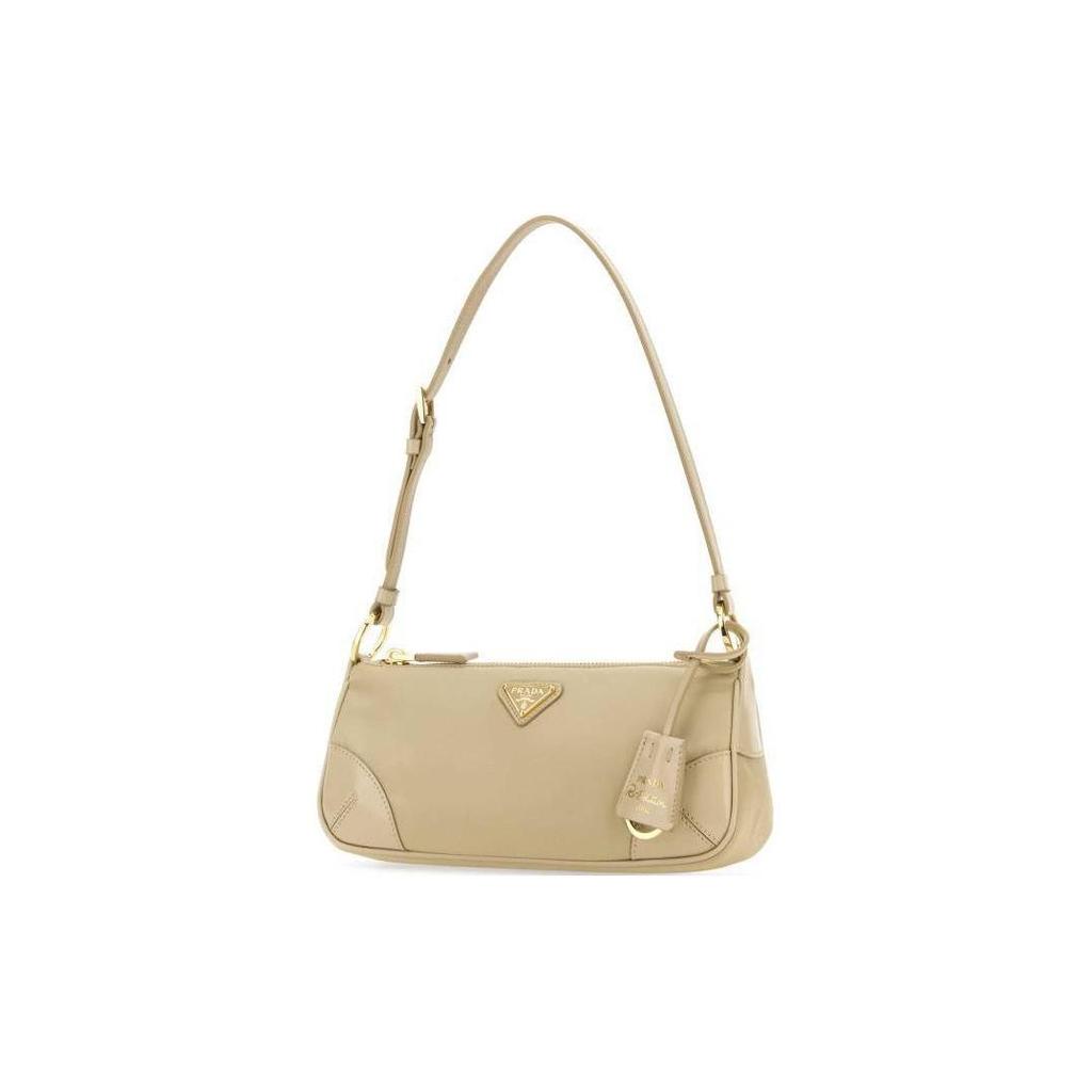 Prada Re-Nylon 2002 Эмалированный Металлический Треугольный Логотип Застежка-молния Переработанный Нейлон И Глянцевая Кожа Сумка-тоут На плечо Женские сумки Бежевый 1BC201_R789_F0F24