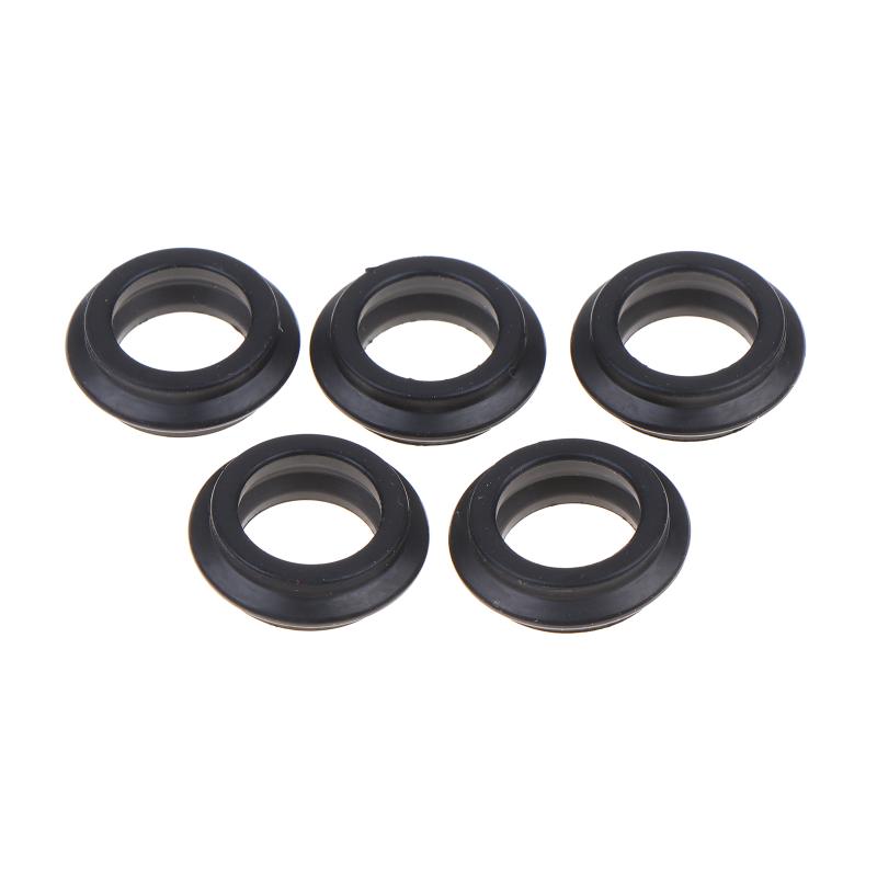 Car Engine Oil Cooler Outlet Pipe Seal for LR030593 Plastic Black Fuel Oil Leak Prevention for Land Rover Auto Parts
