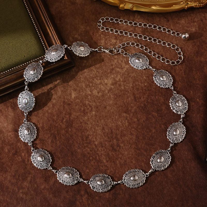 Women's Retro Engraving Metal Small and Exquisite Palace Style Adjustable Women's Waist Chain Fashionable Women's Waist Belt