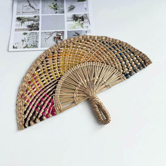 Handmade Straw Weaving Fan Natural Sea Grass Raffia Hand Fan Semicircular Woven Palm Leaf Handheld Fan Summer Cooling Fan Wedding Party Decoration
