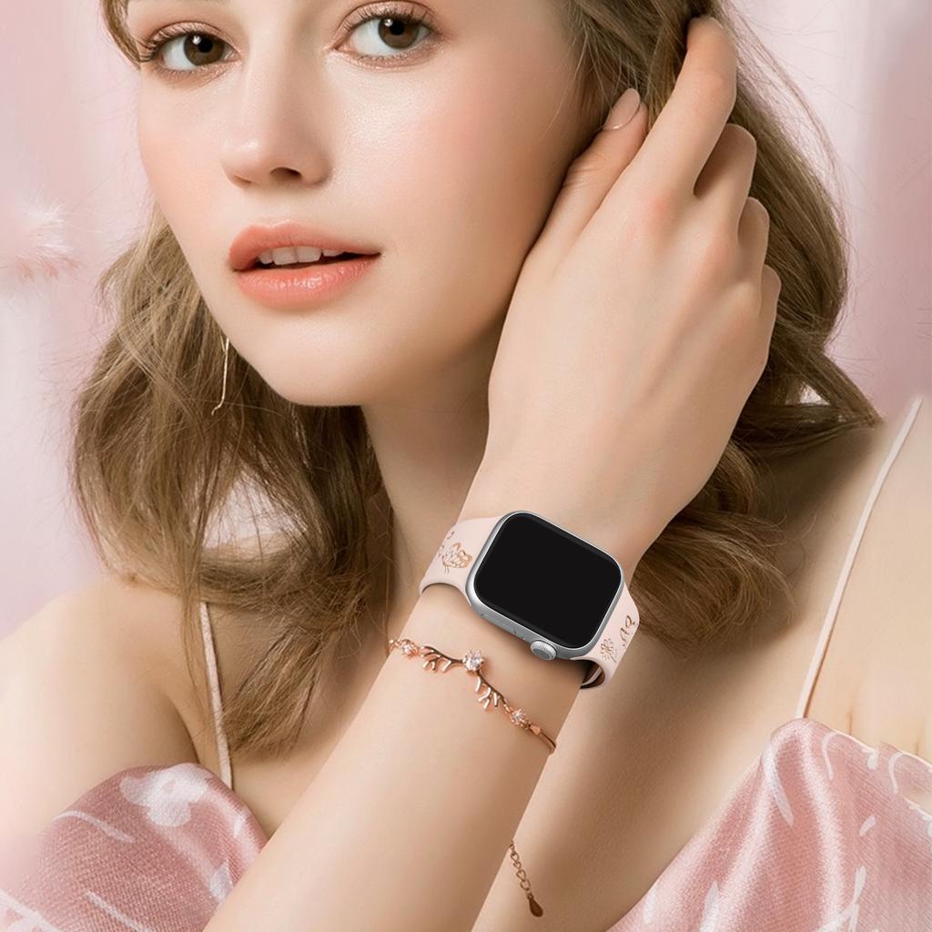 Гравированный ремешок для Apple Watch Band 45мм 44мм 42мм 41мм 40мм 49мм 46мм Силиконовый Correa Браслет Серия 10 8 9 7 SE 6 5 4 Ultra 2