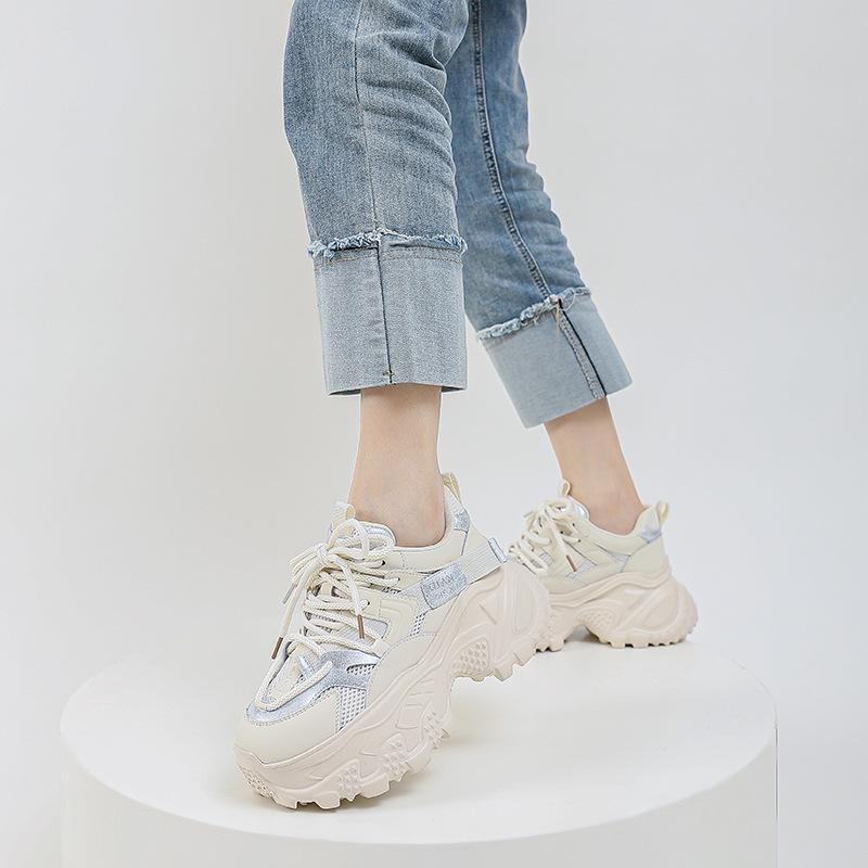 2025 весна новые папины кроссовки женские популярные туфли на платформе с увеличением высоты модные ретро спортивные туфли универсальные повседневные женские туфли