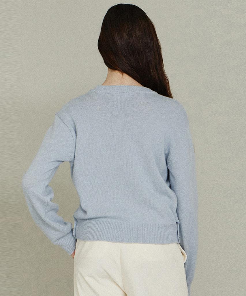 ITOV SEOUL Slit Button Round Knit Sb