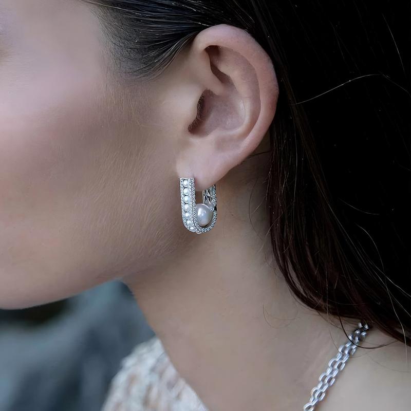 APM Monaco necklace ETERNELLE [Romantic Confession] Pearl Small Waist Adjustable Necklace + U-shaped earrings (10% off for two pieces) F Endless Love