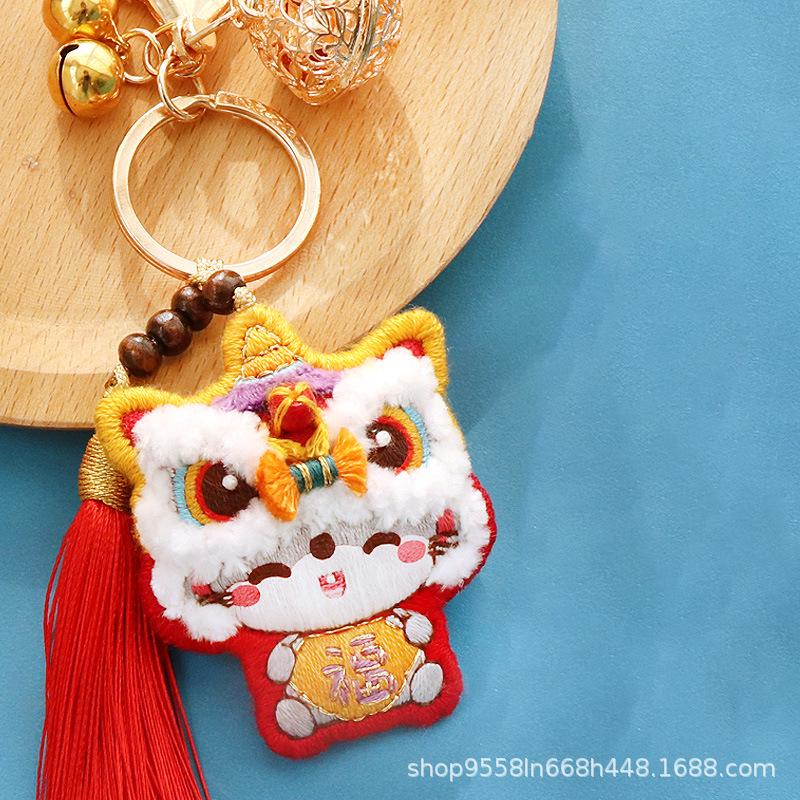 Набор для вышивки «Сделай сам» «Амулет мира»: Брелок-кошелек ручной работы в виде льва в подарок парню