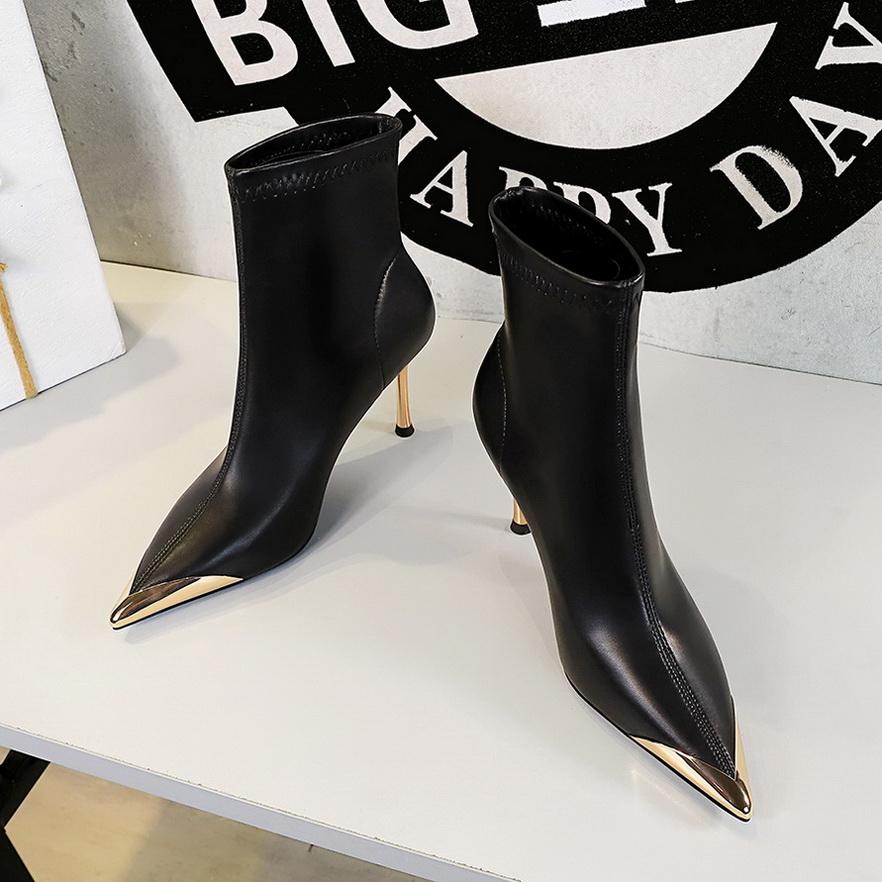 Зимние короткие сапоги, Тонкие каблуки, Очень высокие каблуки, Женские сапоги, Короткие сапоги-трубы, Металлический острый носок, Модные короткие сапоги