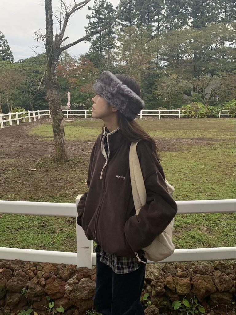 Женская ретро флисовая куртка с воротником-стойкой - стиль осени 2025