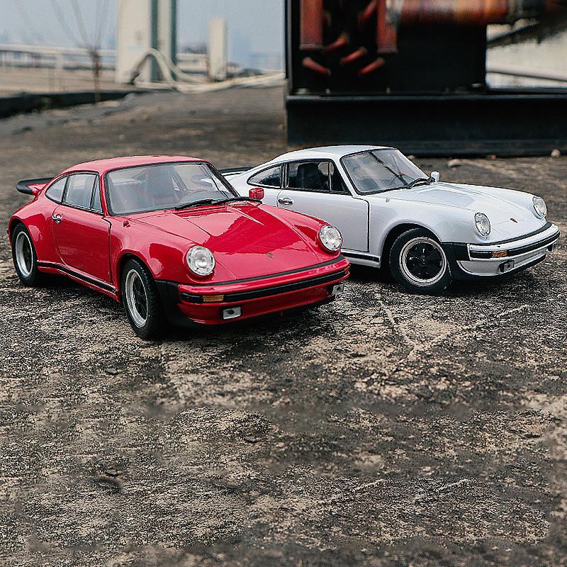 Welly 1/24 Porsche 911 Turbo 3.0 1974 Металлическая машинка Литье под давлением и игрушечные транспортные средства Модель автомобиля Миниатюрная масштабная модель автомобиля Игрушка для детей