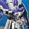 RG 1/144 RX-93-V2 Hi-Nu Мобильный Доспех Сборная Модель Набор Gunpla Фигурки Действия С 3 Масками для Лица Предварительно Окрашенные Детали Игрушка для Мальчиков Подарки