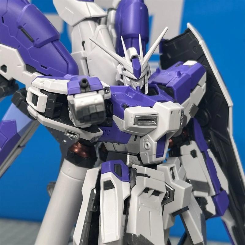 RG 1/144 RX-93-V2 Hi-Nu Мобильный Доспех Сборная Модель Набор Gunpla Фигурки Действия С 3 Масками для Лица Предварительно Окрашенные Детали Игрушка для Мальчиков Подарки