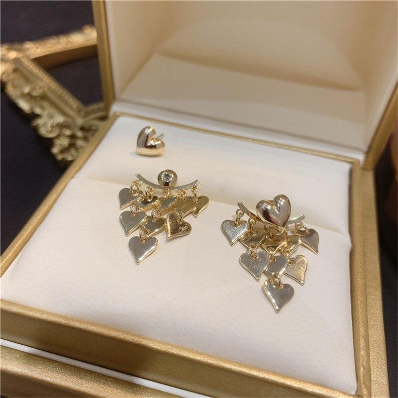 Серьги-подвески в форме сердца из серебра 925 пробы — модные, универсальные и в корейском стиле с акцентами из стразов