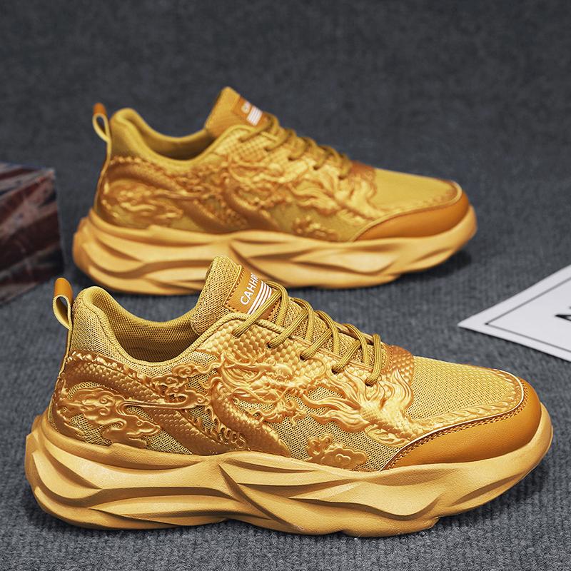 2024 Последние повседневные мужские туфли Красные молодежные драконьи года Универсальные спортивные туфли Толстая подошва Легкие повседневные туфли Дышащие