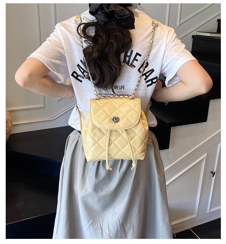 Женский рюкзак с вышивкой ромбами, 2025, новый, модный, универсальный рюкзак-цепочка, изысканный, суперхитовый, маленький рюкзак