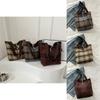 Trendy Plaid Woolen Tote Bag With Large Capacity For Women 2024 New Street Fashion