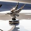 Car Front Hood Eagle Ornaments 3D Stereoscopic Spreading Wings Eagle Decoration Automatic Dashboard Modification Accessories