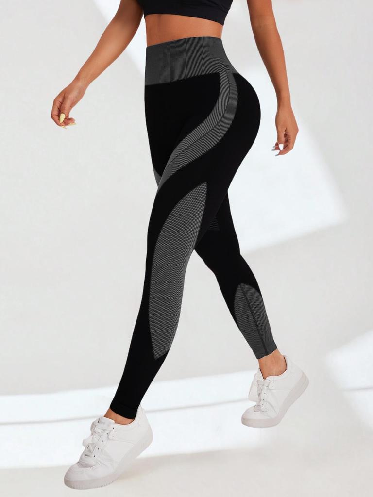 Seamless High-Waist Colorblock Yoga Pants: Women's Breathable, Butt-Lifting, Black Striped Sportswear