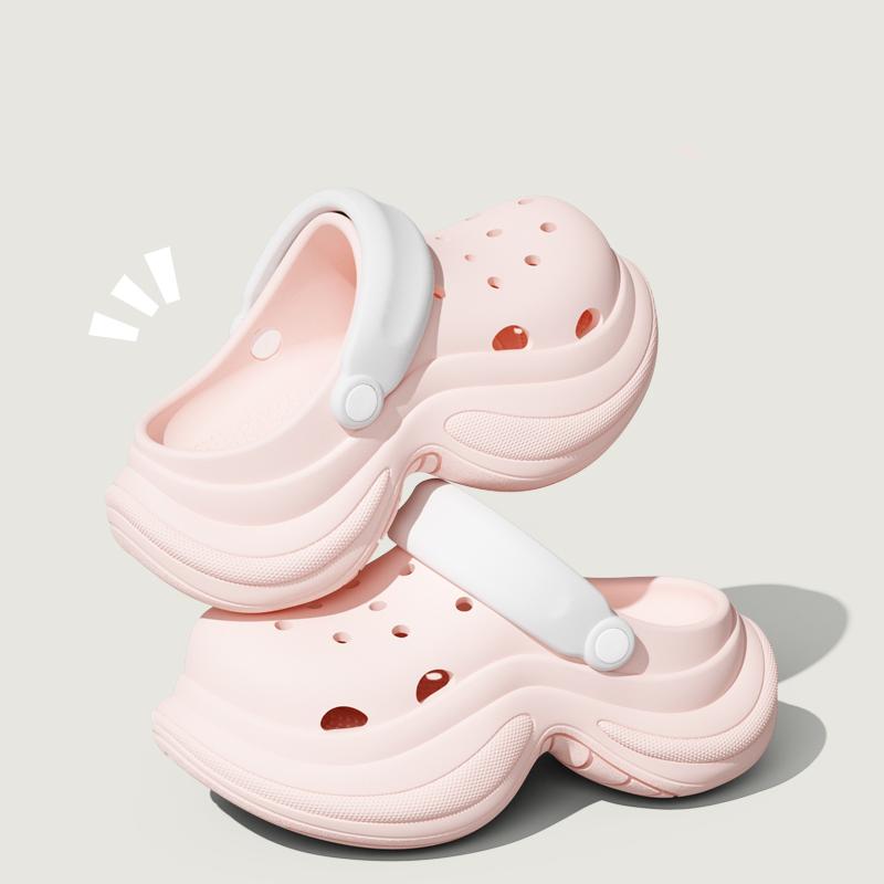 Fashion Crystal Butterfly Clogs for Women Summer 2025 Chunky Platform Soft Eva Garden Shoes Woman Thick Bottom Beach Sandals Diy Slipper