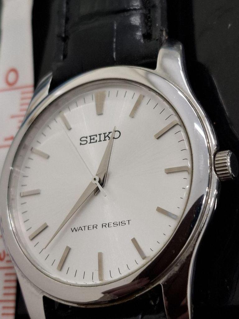 [USED] SEIKO Analogue Watch, Waterproof, Silver