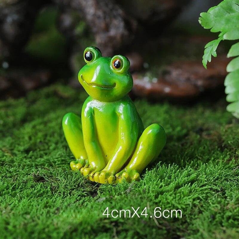 Kawaii Handmade Resin Green Cartoon Frog Animal Figurine Aquarium Flower Pot Decoration Home Decoration