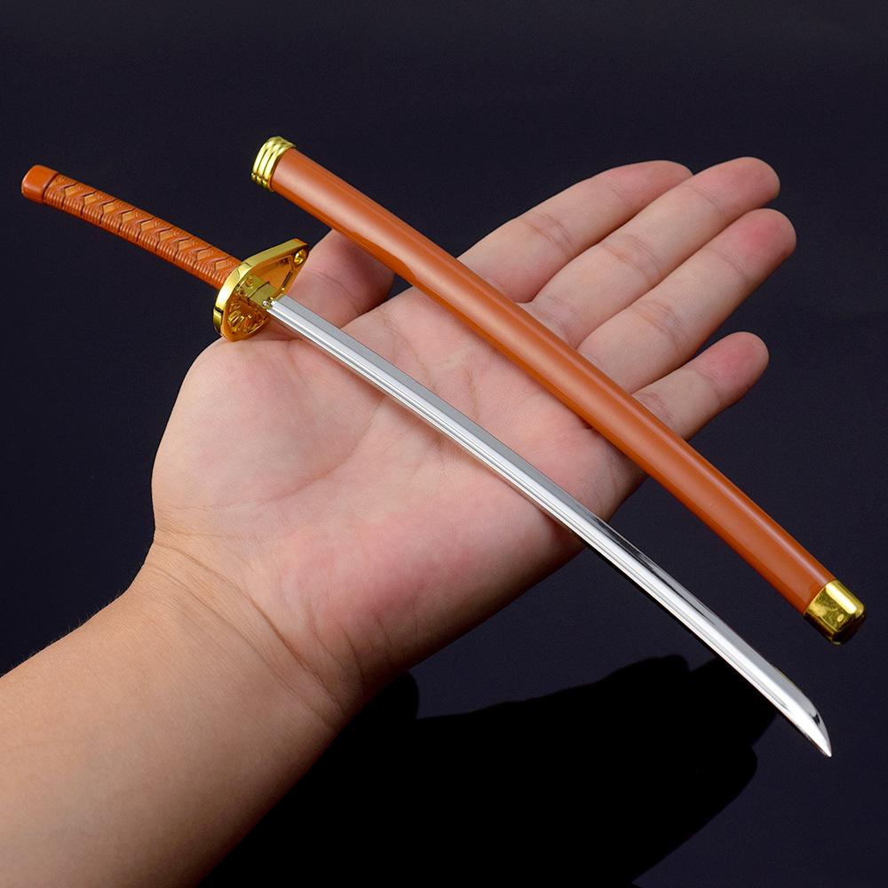 26cm Bleach Mini Tensa Zangetsu Sword Keychain for Fans Anime Peripherals Kurosaki Ichigo Metal Mask Pendant Keychain Gifts