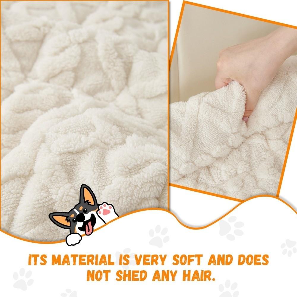 Non-Slip Pet Sofa Bed Wear-resistant Cat Bed Mat Comfortable Pet Plush Blanket  Winter