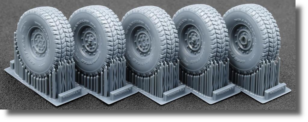 Набор из 5 пластиковых моделей колес HMMWV MT Scale-X 1/35 Набор, тип с 12 болтами SCXWM35004, (для моделей ICM/Academy), Запчасти, (Военная техника)