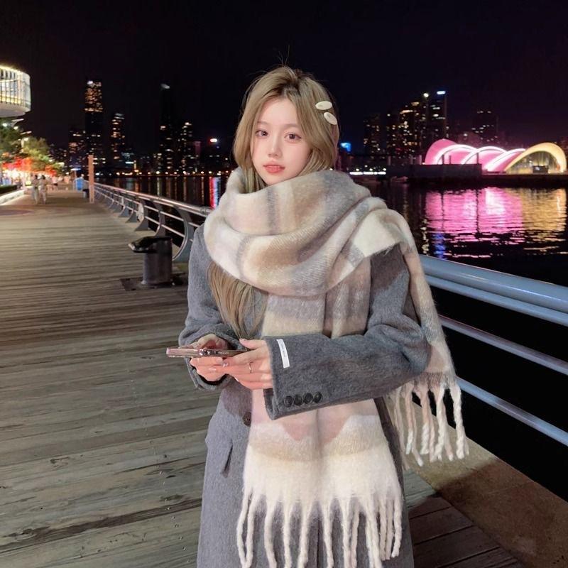 New solid color haze blue scarf women's winter fluffy hair thickened student white warm scarf