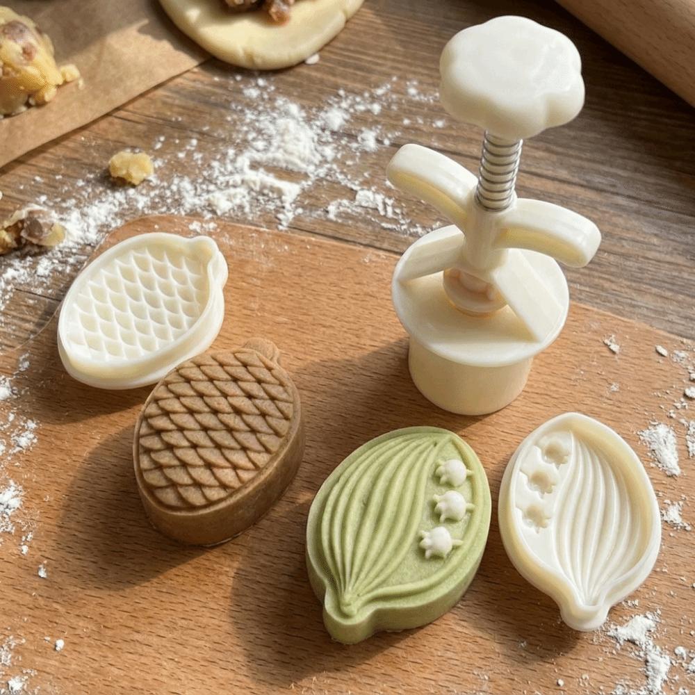 Non-stick Mung Bean Cake Mold Plastic Hand Pressed Mold Baking Tool Pastry Molds Kitchen