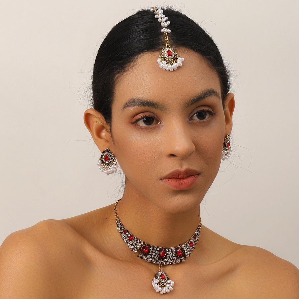 Vintage European - American Style Metal Jewelry Set - Trendy Necklace , Earrings & Hair Accessory for Women