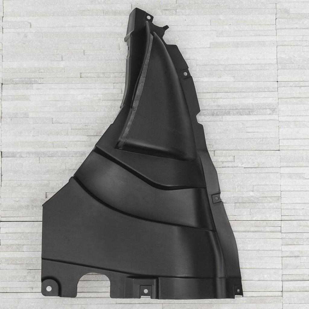 Треугольная панель переднего бампера BMW X5 G05 (51718069307/51718069308)