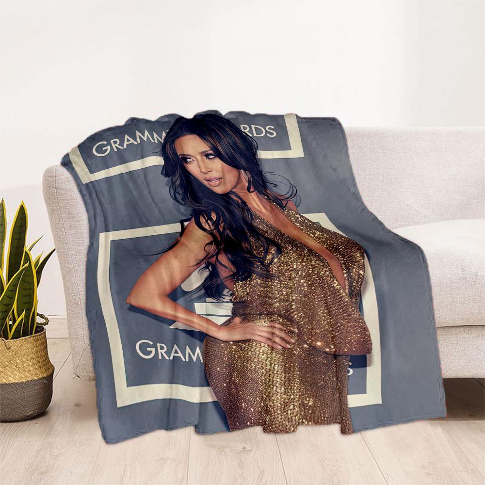 Kim Kardashian1 Blankets are suitable for living rooms,making them an ideal choice for outdoor travel and gifts.