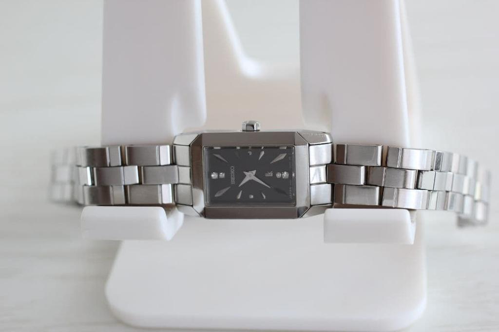 [USED] Working SEIKO LUKIA Watch 1F20-OBAO