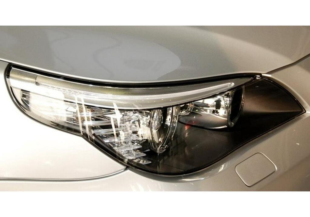 Накладка на фару BMW 5 серии E60/E61 с молдингом (2004-2010)