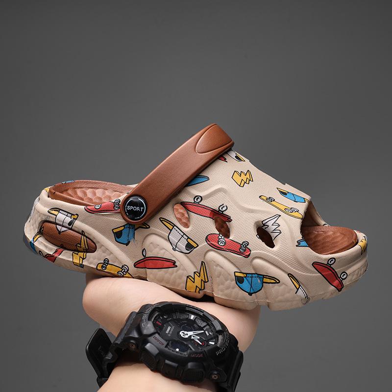 Летние сандалии для мальчиков с нескользящей мягкой подошвой и рисунком в виде мультфильмов: Детские тапочки для улицы с двумя петлями