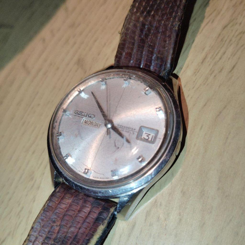 [USED] Rare Vintage SEIKO Weekdater 26 Jewels