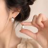 Женские роскошные серьги-кольца – Позолоченные, матовые, с текстурой под золото – Универсальные, объемные серьги