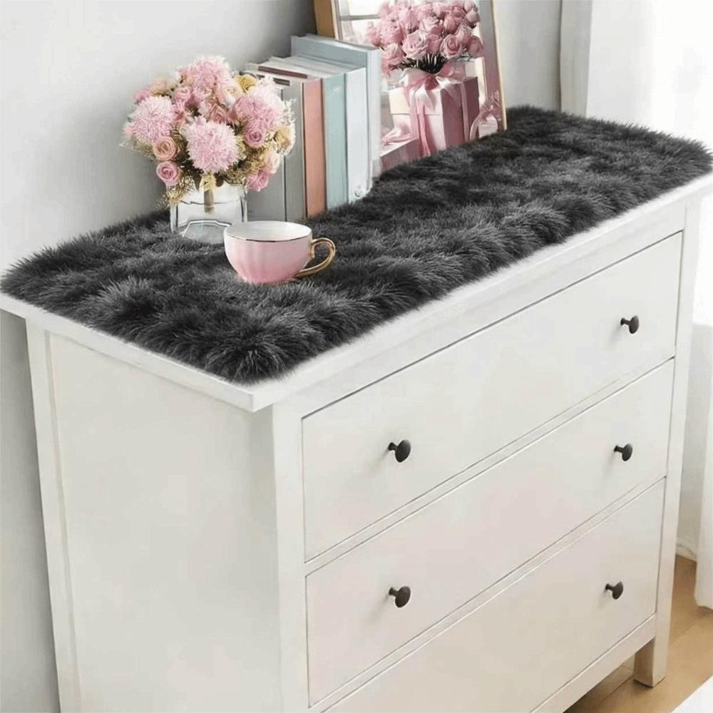 Fluffy Faux Fur Table Runner Shaggy Fluffy Plush Desk Mat Plush Tablecloth Runner Vanity Dresser