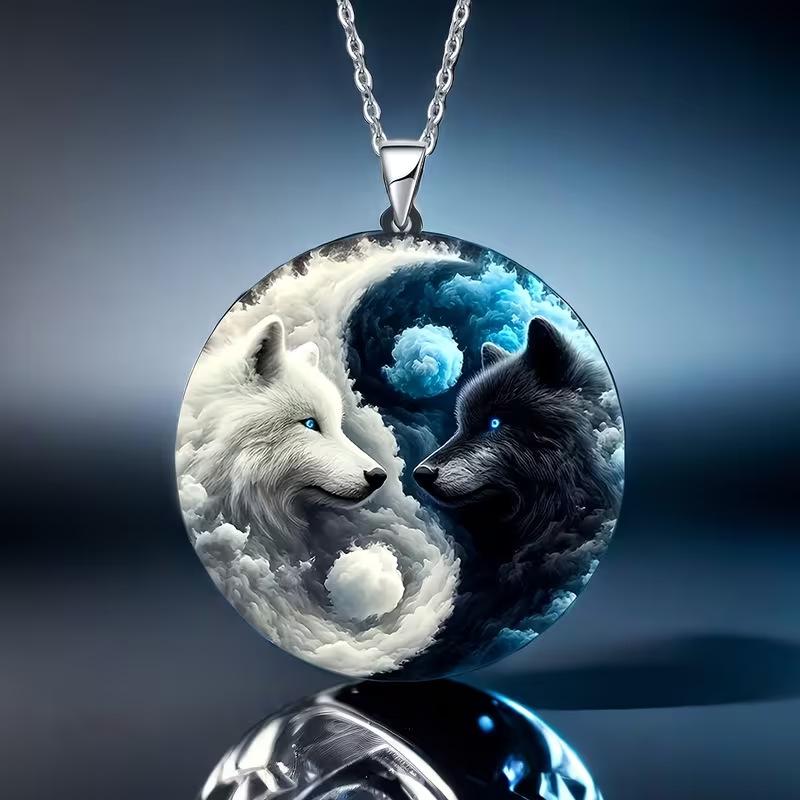 Stylish 2D flat yin-yang wolf pendant necklace creative acrylic white and black wolf necklace