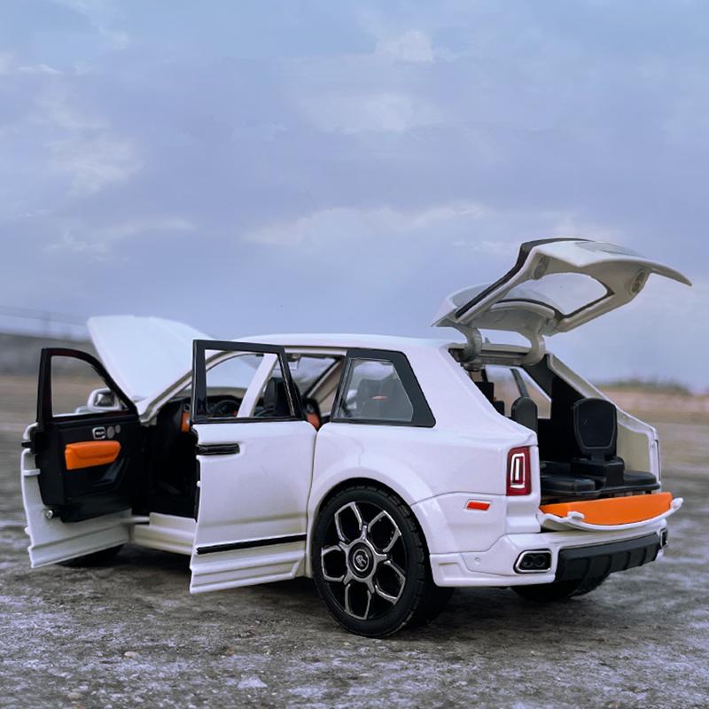 1/20 масштаб Cullinan, роскошная модель автомобиля из сплава, отлитая под давлением металлическая игрушка, автомобиль с откатным механизмом, звуком и светом для детей, коллекция подарков для взрослых