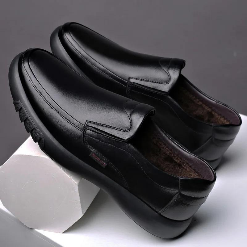 Men Handmade Shoes Genuine Leather Plush Warm Shoes 37-47 Soft Anti-slip Rubber Work Loafers Man Casual Leather Business Shoes