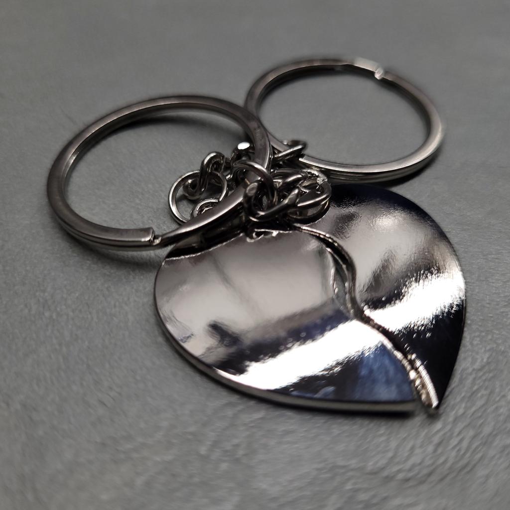 Keychain - Minimalist Personalized Key Chain For Backpacks And Cars