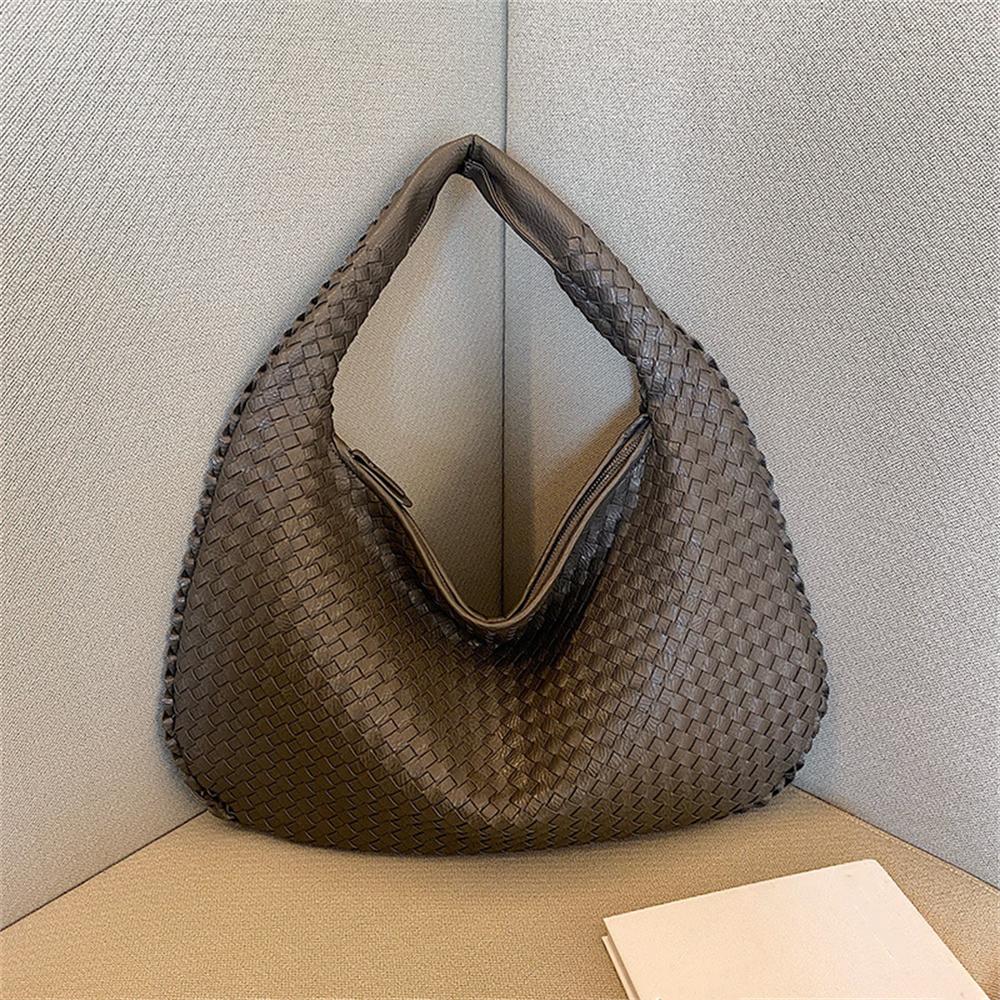 French High-End Woven Bag For Women, Versatile Shoulder Bag, Niche Texture Portable Commuter Bag
