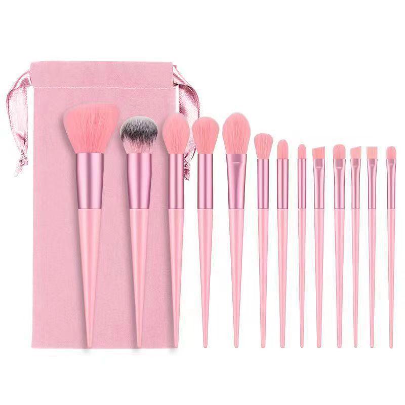 Custom Private Label Green 13-Piece Professional Face Makeup Brush Set with Angular Blush and Soft Bristles