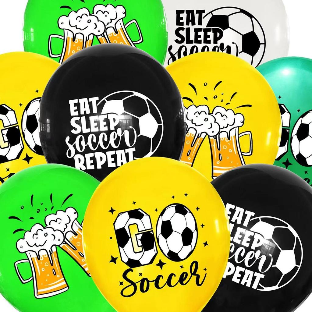 Набор декора для футбольной вечеринки в честь дня рождения: Тарелки, Чашки, Скатерть, Столовые приборы, Фон, Баннер и Воздушные шары.