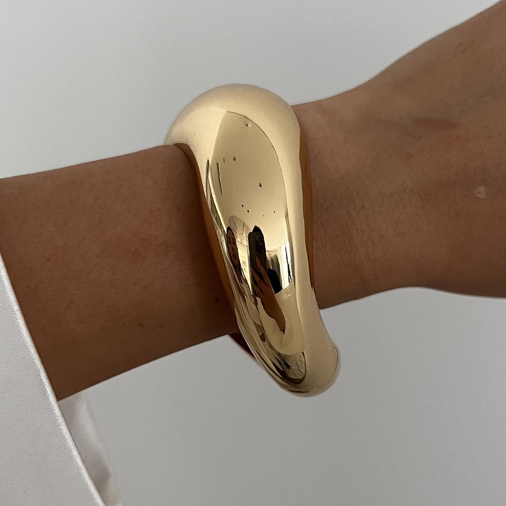 Exaggerated INS Heavy Craft Design Sense Metal Glossy Bracelet Geometric Personality Wide Bracelet