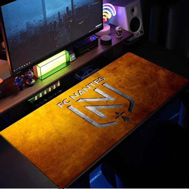 Fc Nantes Crest Design mouse pad, rubber base, esports desk mat, mouse pad for gamers and office use, gaming desk , easy to clean mat