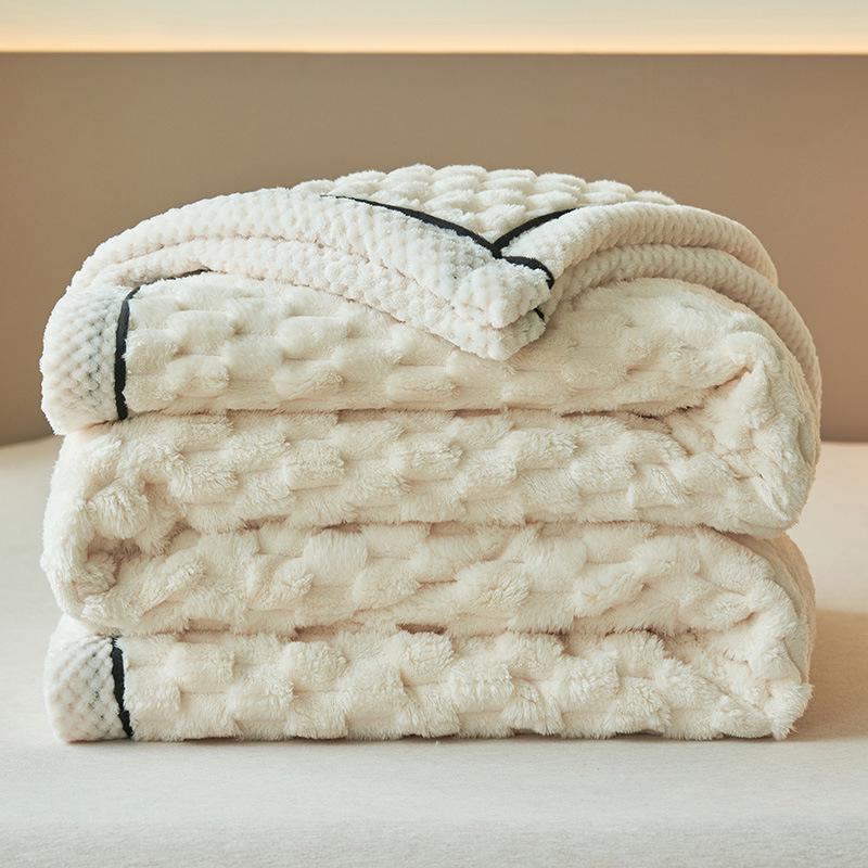 Двухслойное толстое бархатное одеяло - для кровати, дивана и покрывала