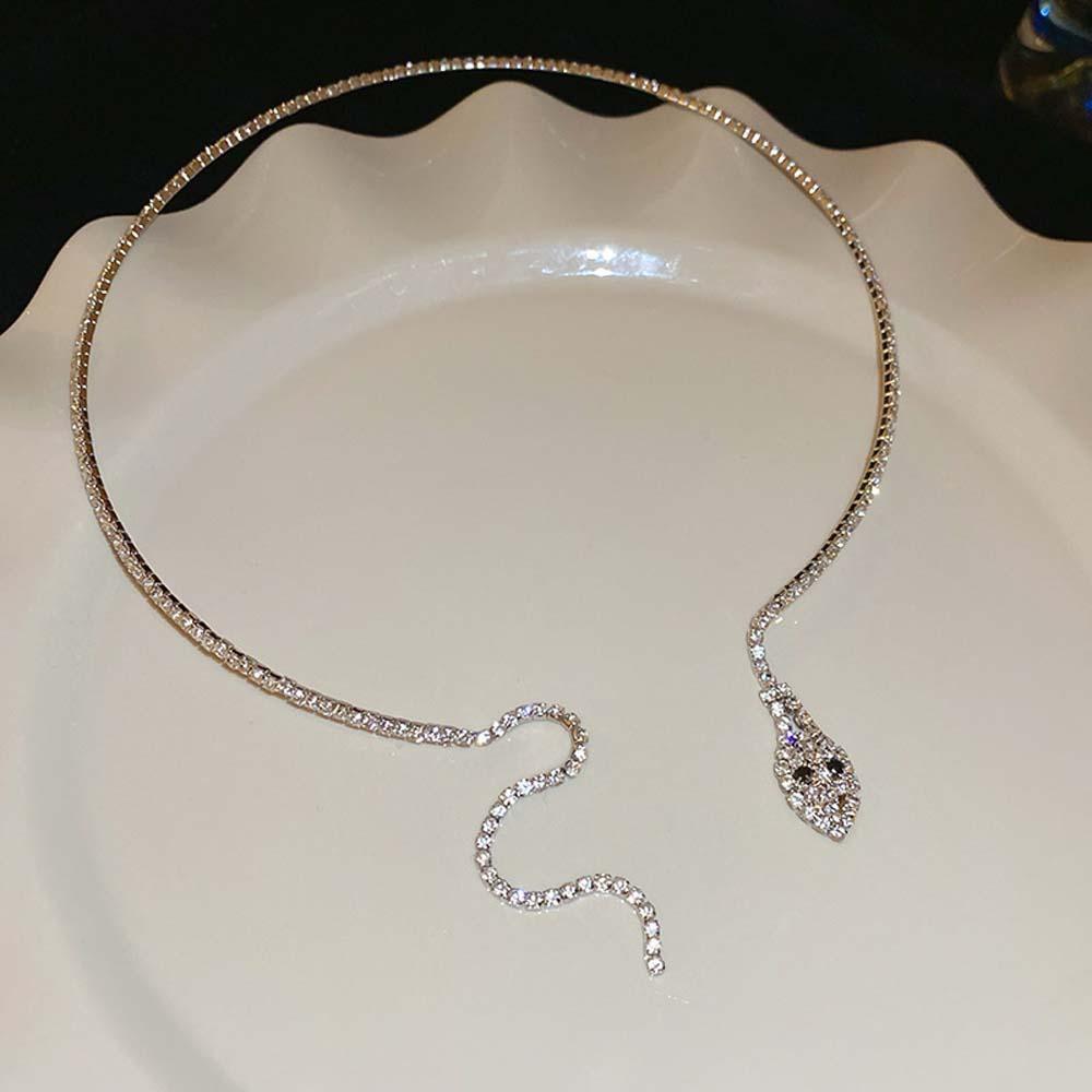 Fashion Jewelry Crystal Snake Necklace Round-shaped Snake Choker Pendant  Party Evening Dress