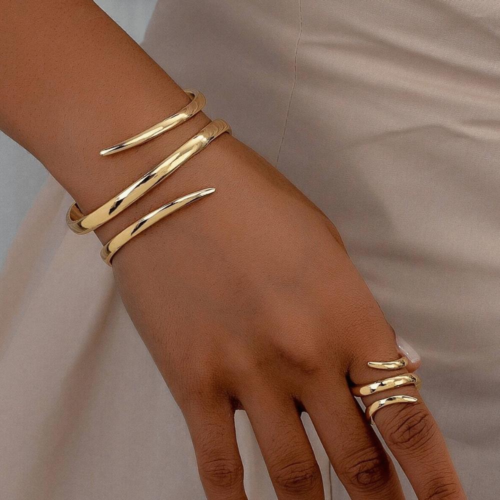 2Pcs/Set Elegant Hollow Snake Armlet Minimalist Geometric Ring Multi-layer Jewelry Set  Parties
